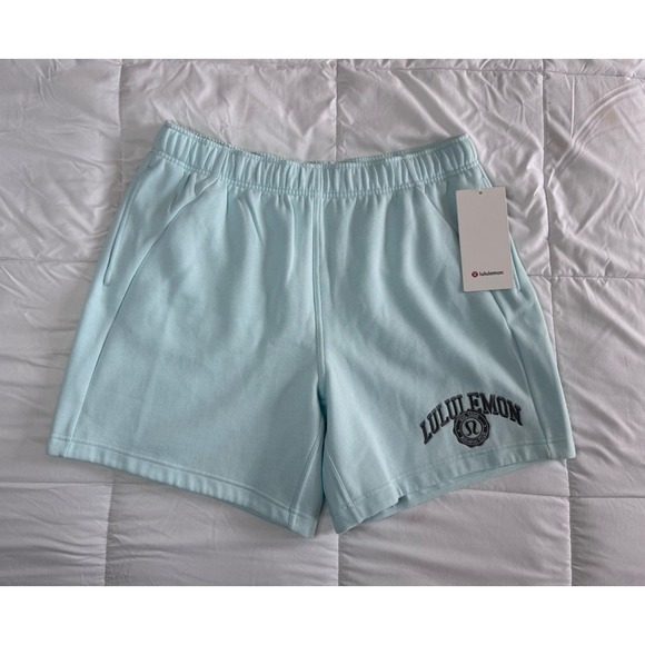 New Lululemon Scuba Oversized MR Short 7" Graphic Women's Size Large Light Blue - Picture 1 of 11
